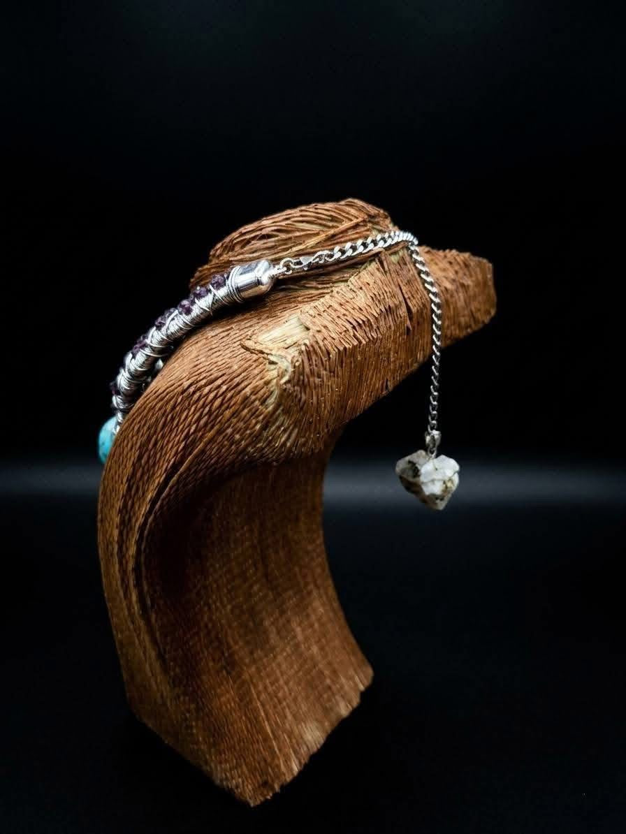 The Grotto Necklace
