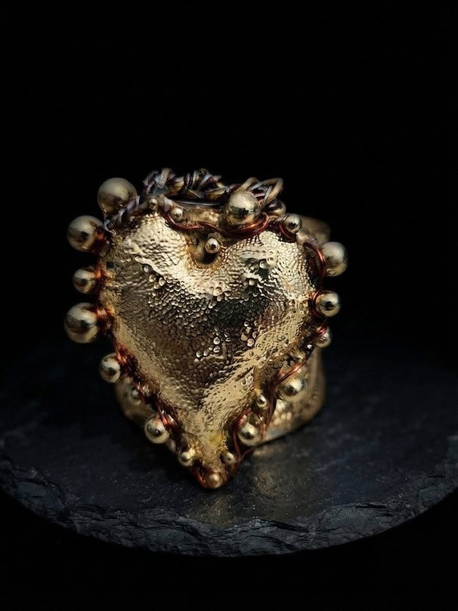 Corazón de Cobre Cuff