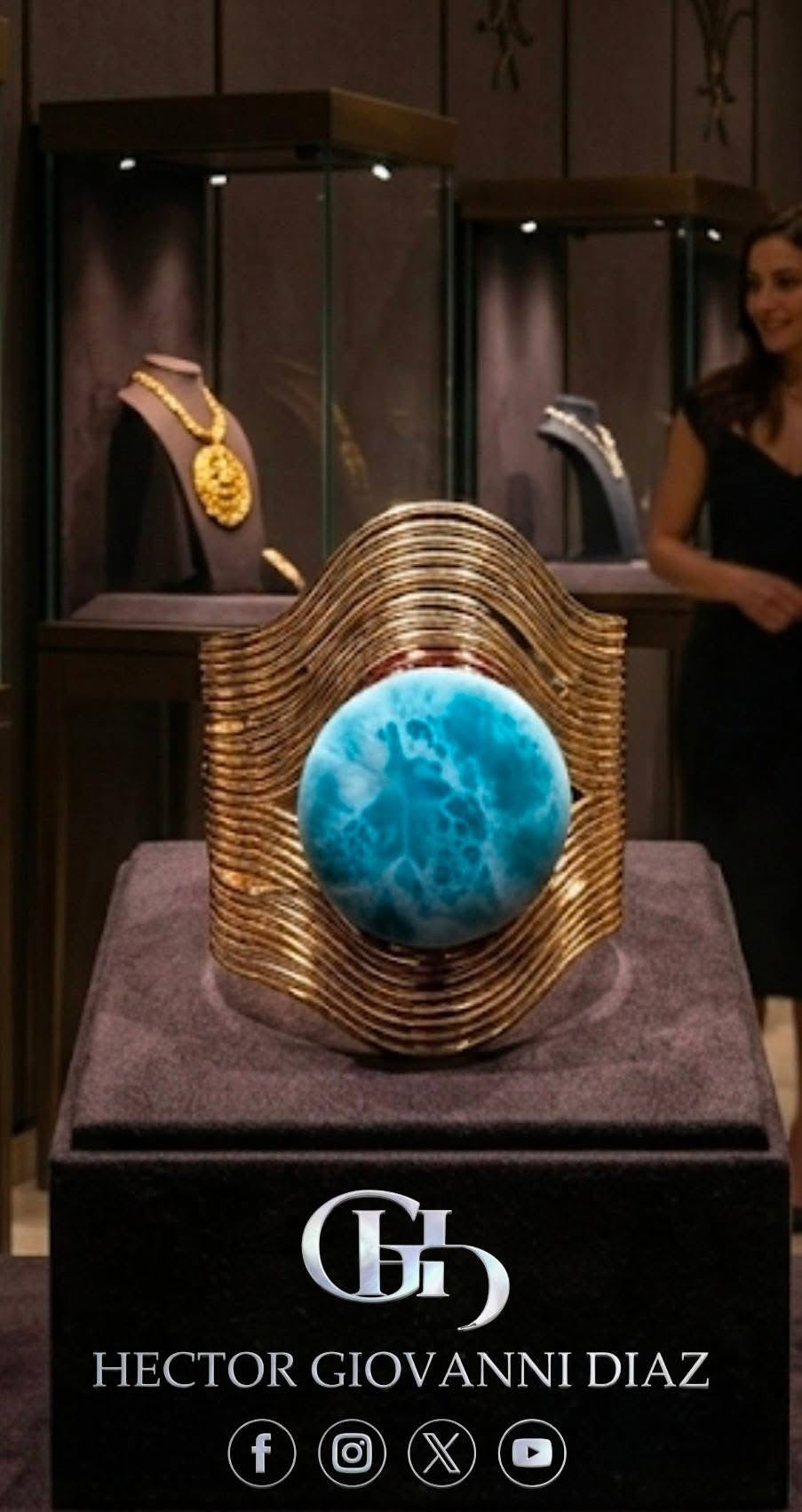 The Barahona Round Cuff Bracelet
